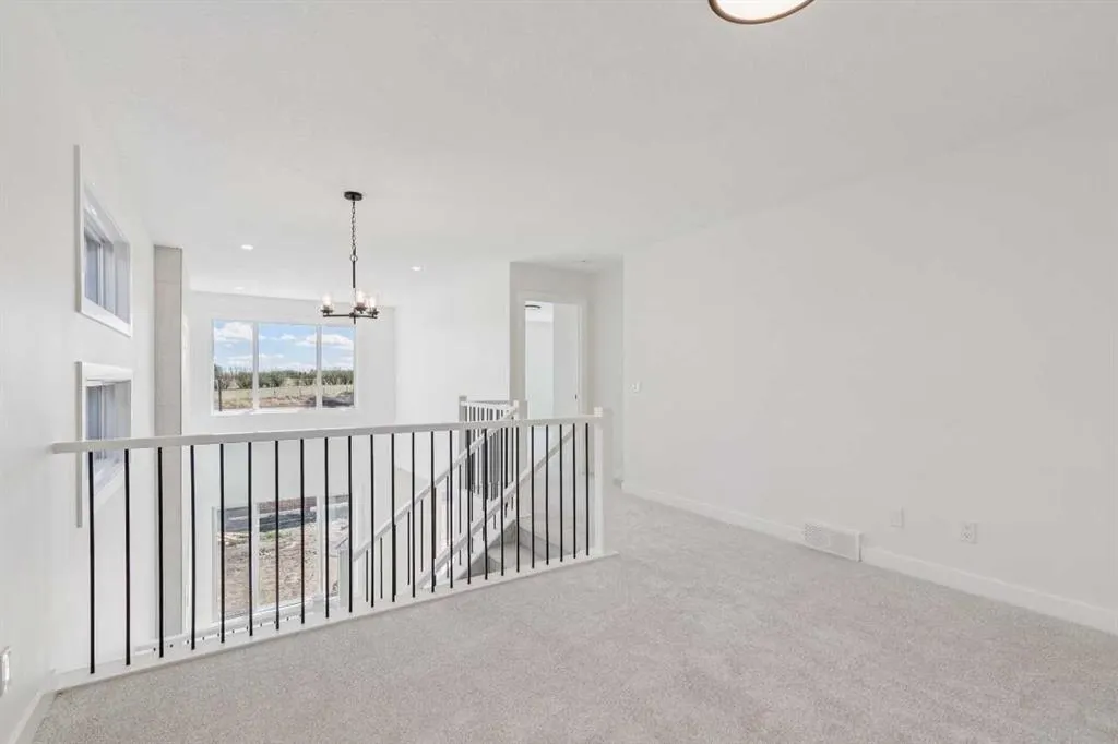 73 Sora Gardens SE