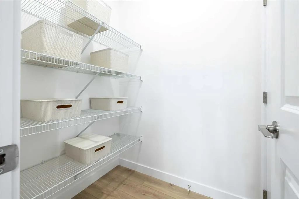 393 Sora Park SE