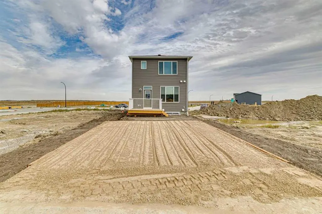 79 Lewiston Park NE