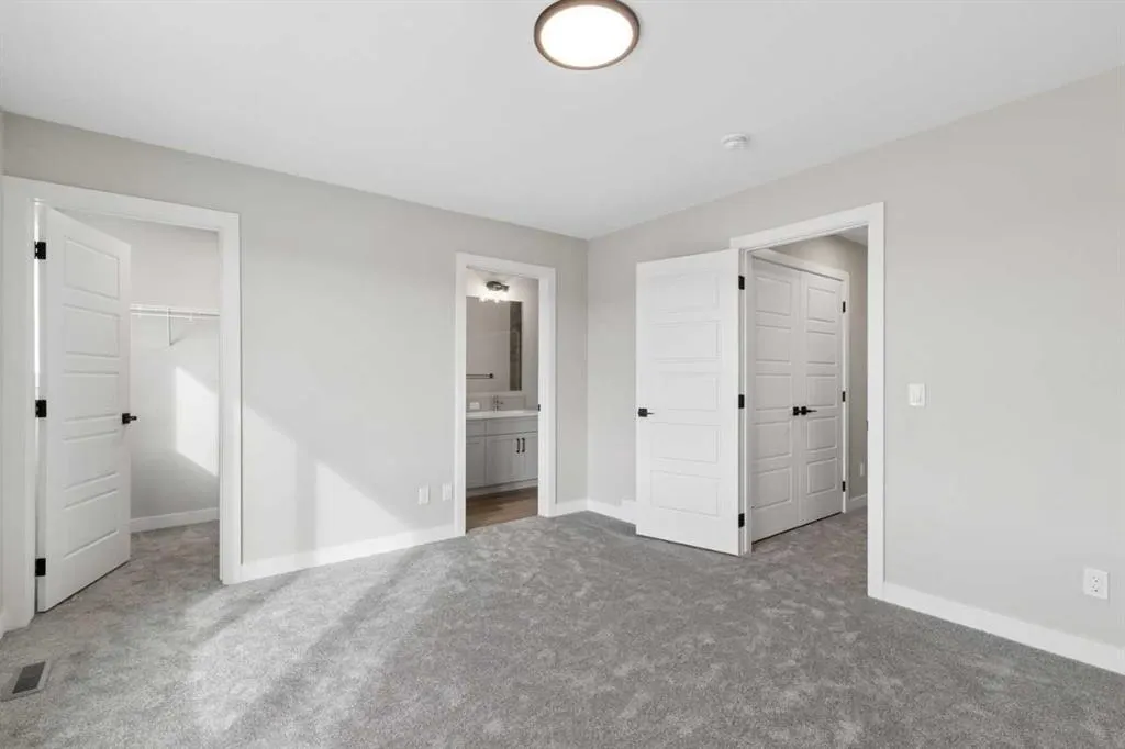 79 Lewiston Park NE