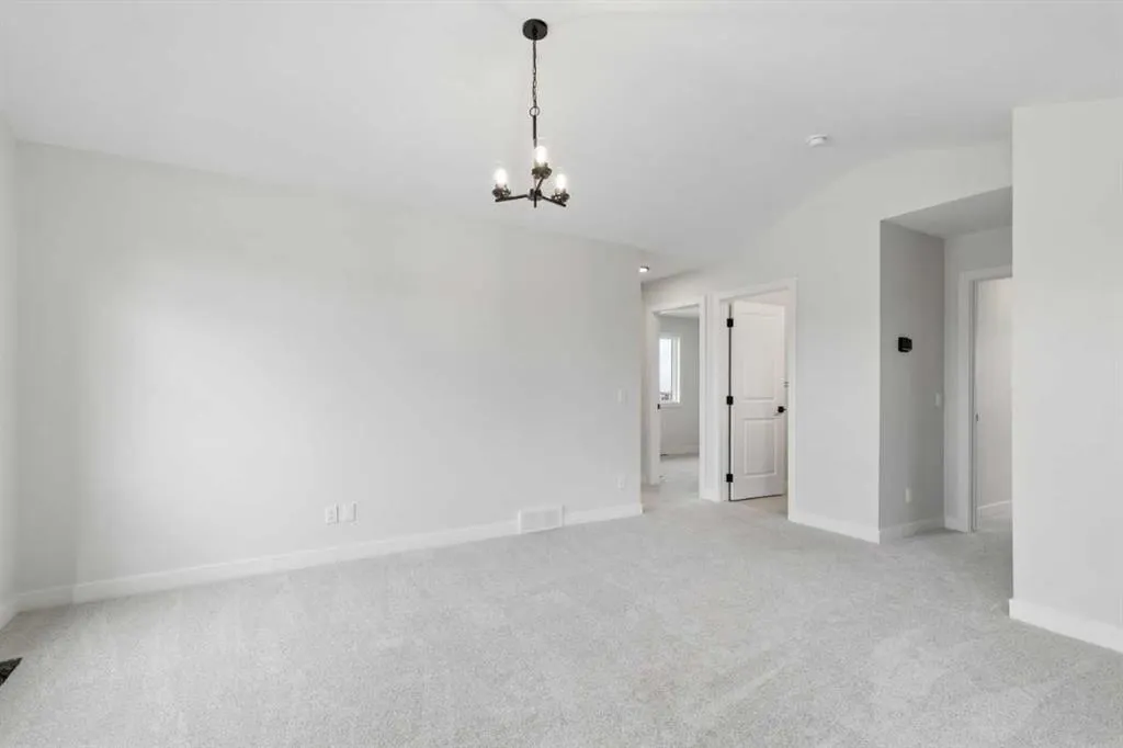 42 Verdure Place SW