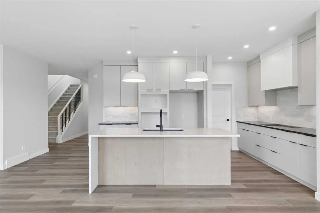 42 Verdure Place SW
