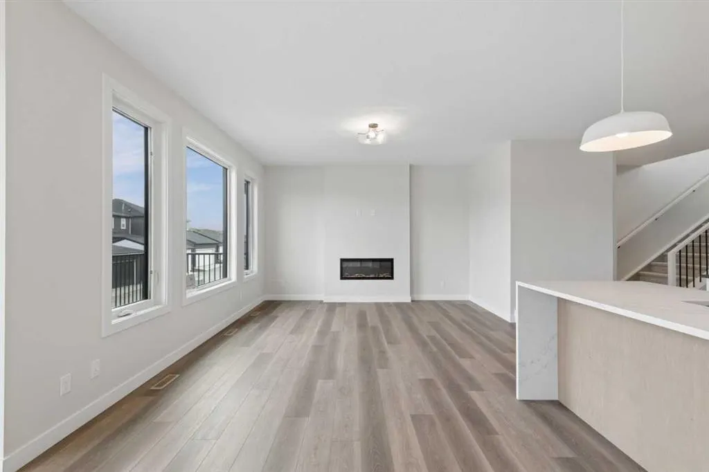 42 Verdure Place SW