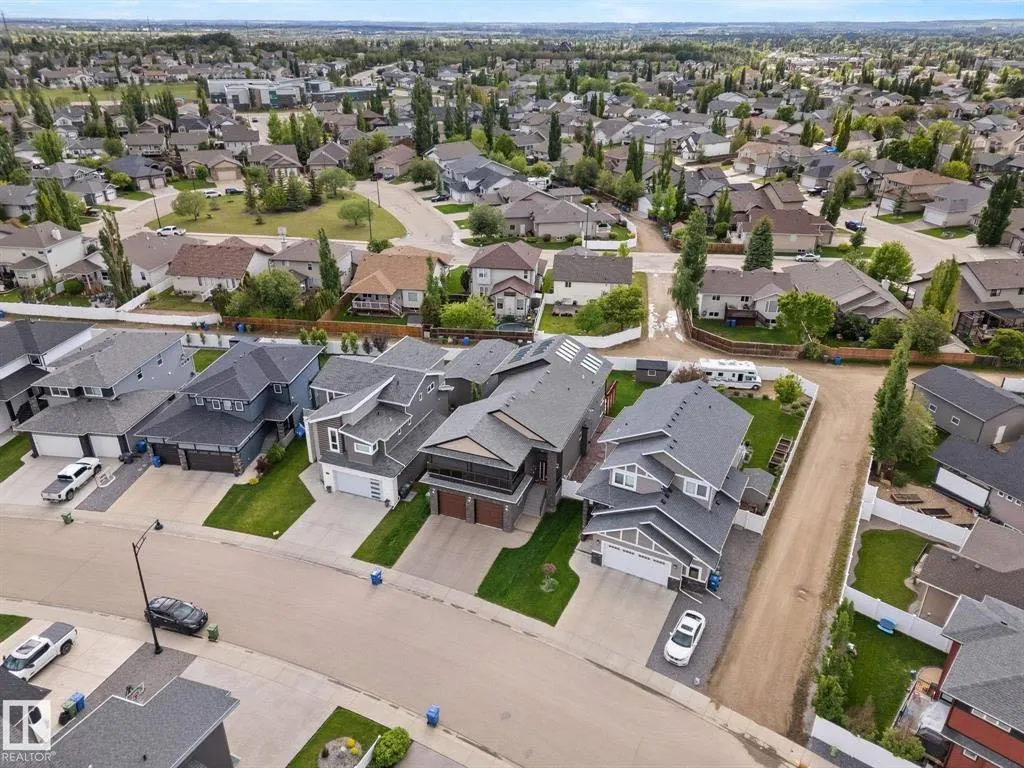 48 Lundberg Crescent