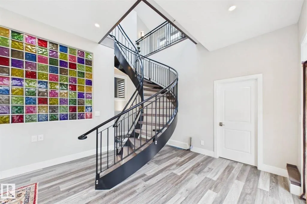 48 Lundberg Crescent