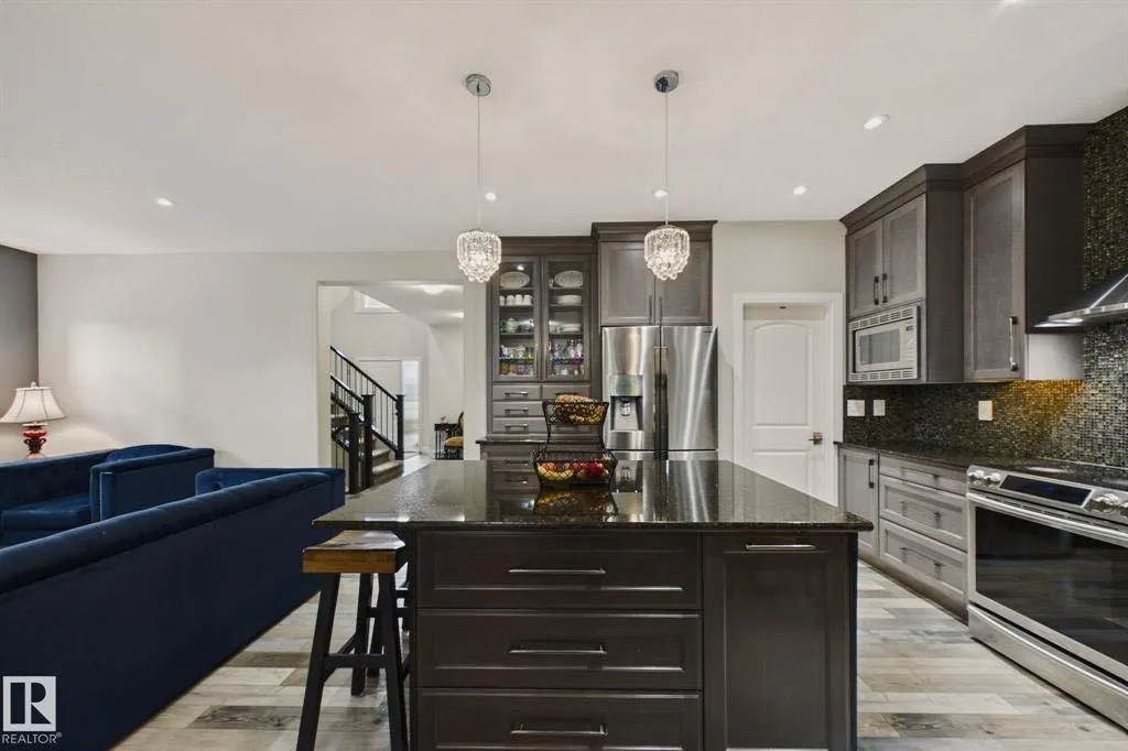 48 Lundberg Crescent