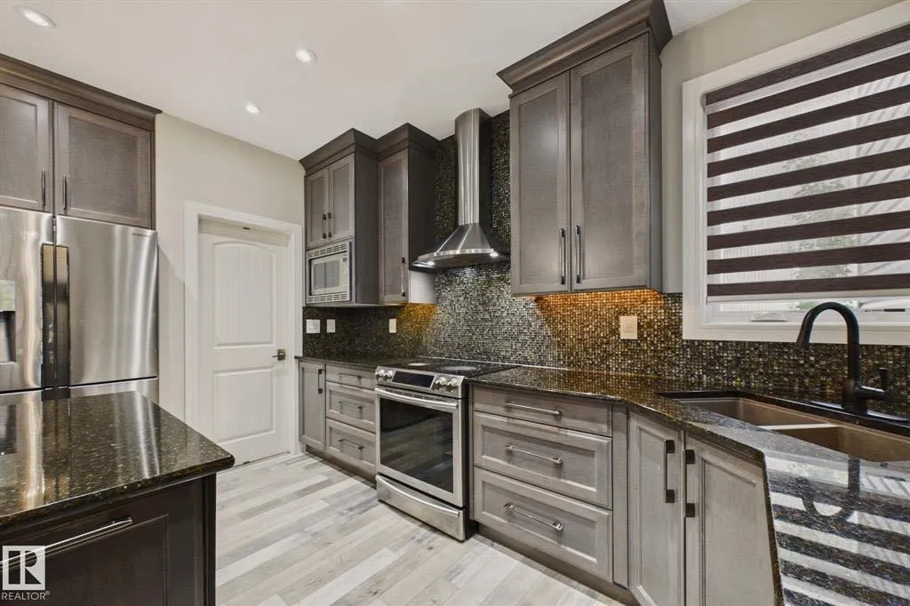 48 Lundberg Crescent