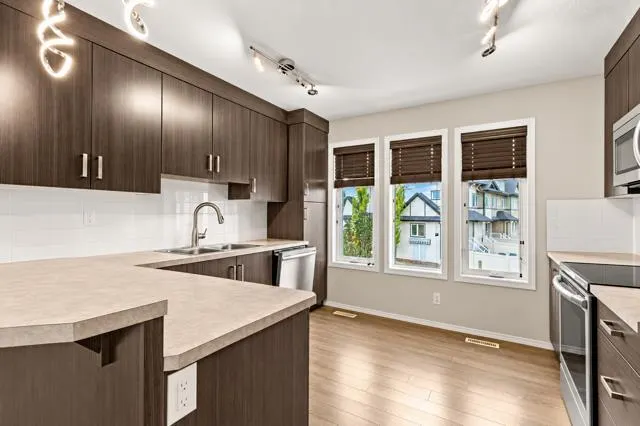 339 Viscount Drive #705