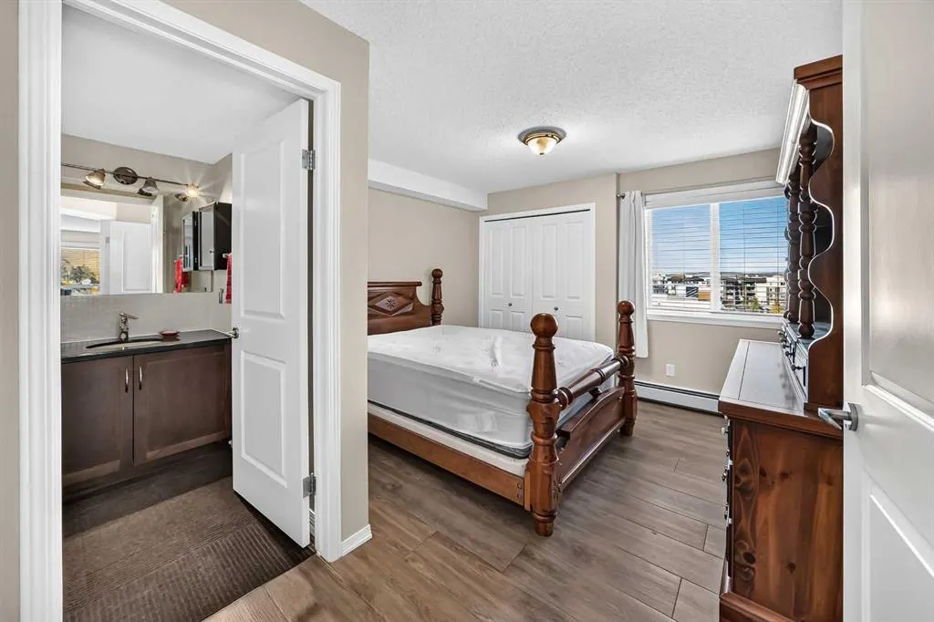 505 Railway Street W #1420