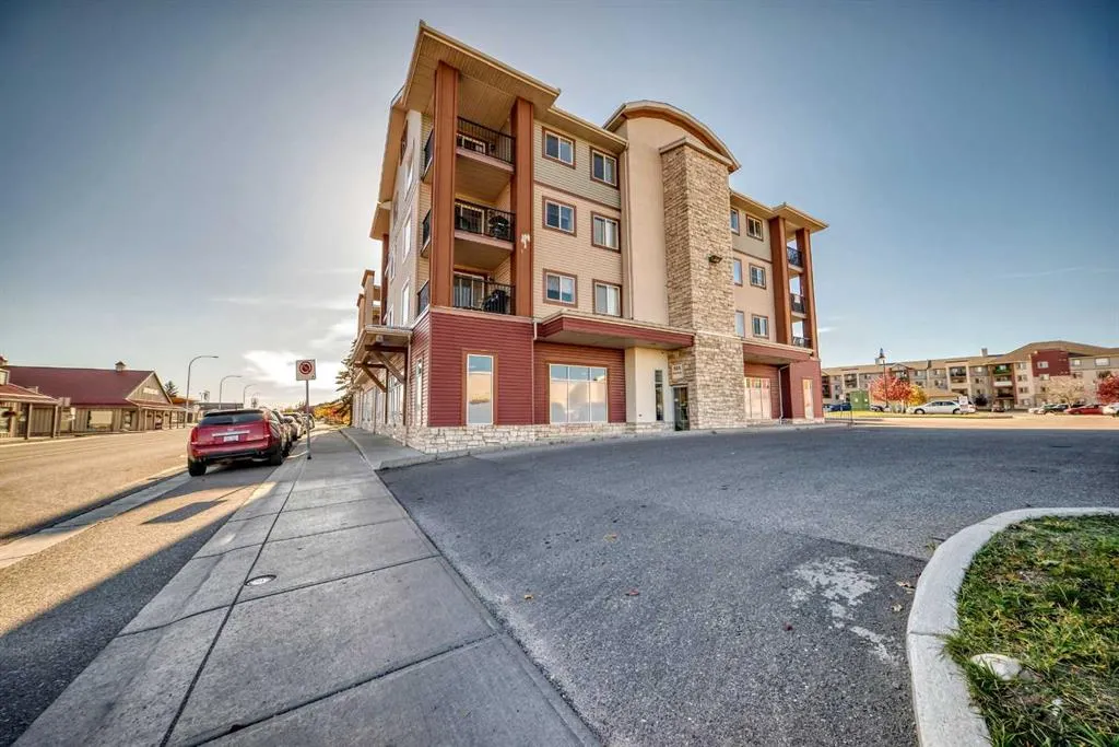 505 Railway Street W #1420