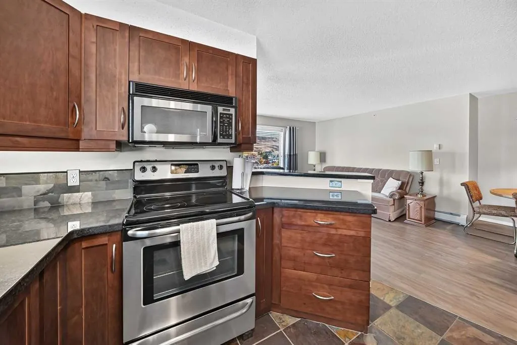 505 Railway Street W #1420