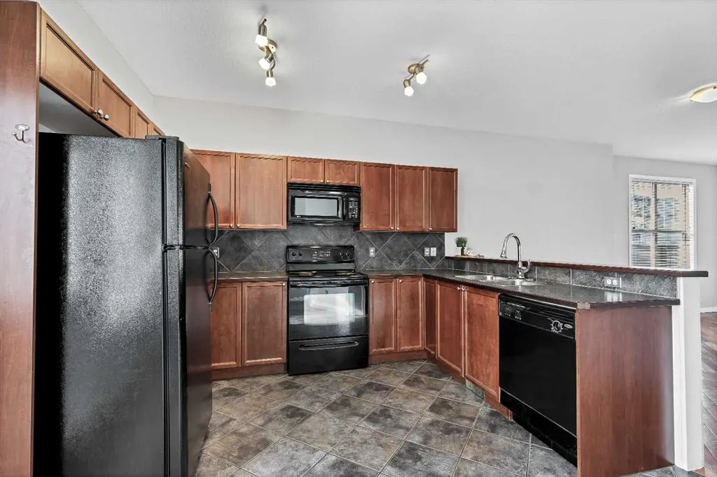 703 Luxstone Square SW #101