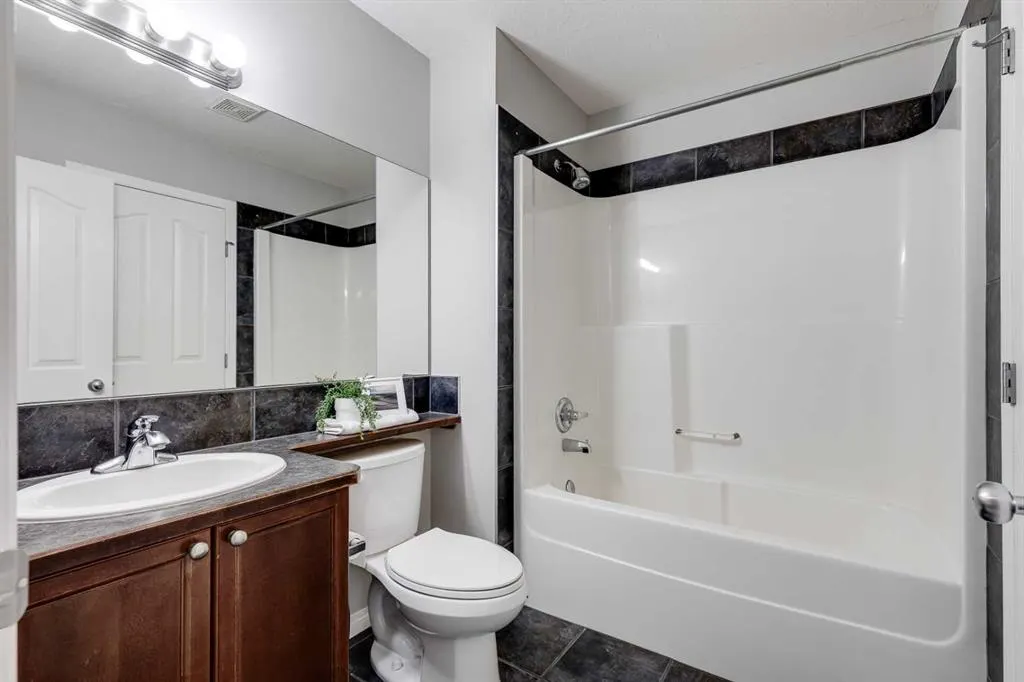 703 Luxstone Square SW #101