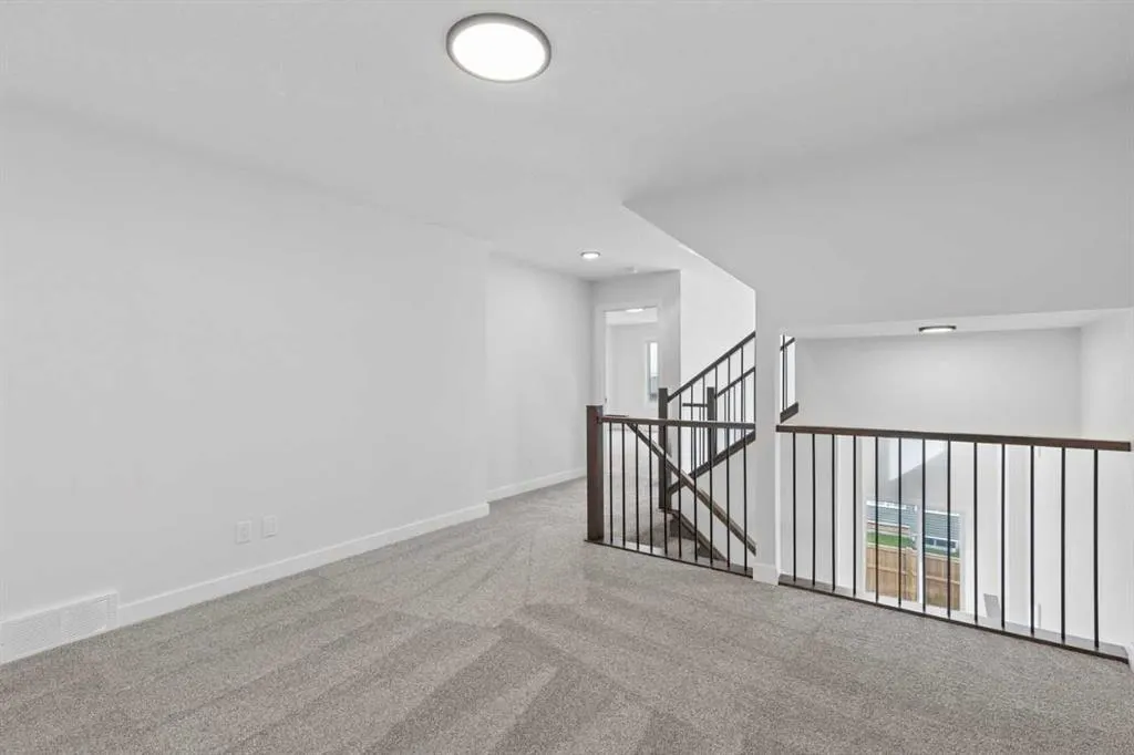 34 Amblefield Common NW