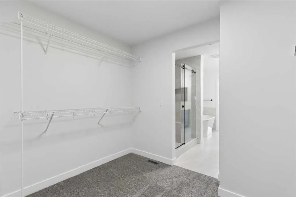 34 Amblefield Common NW
