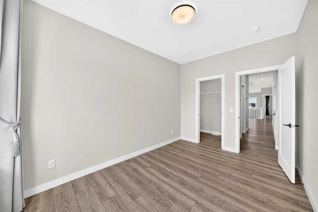 300 Carringvue Place NW
