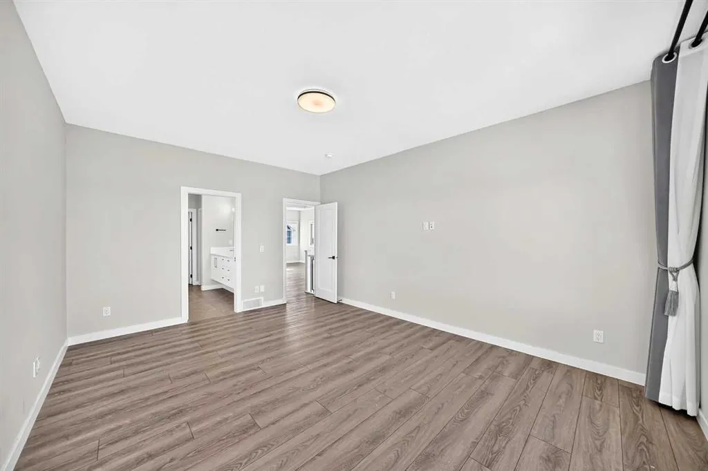 300 Carringvue Place NW