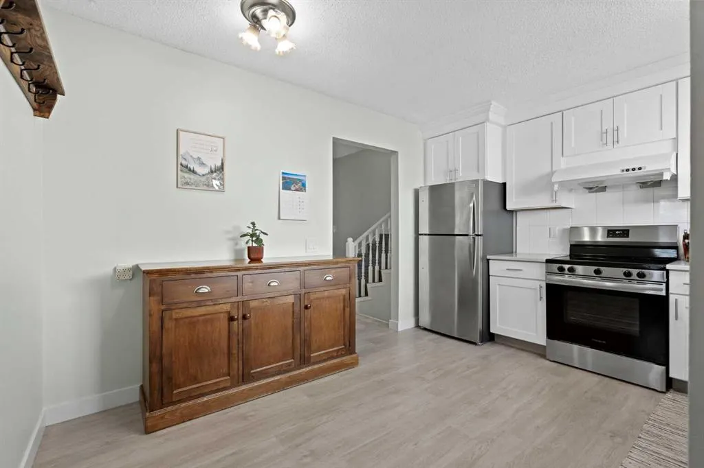 11 Berwick Hill NW