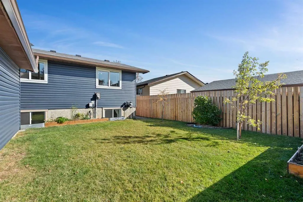 11 Berwick Hill NW