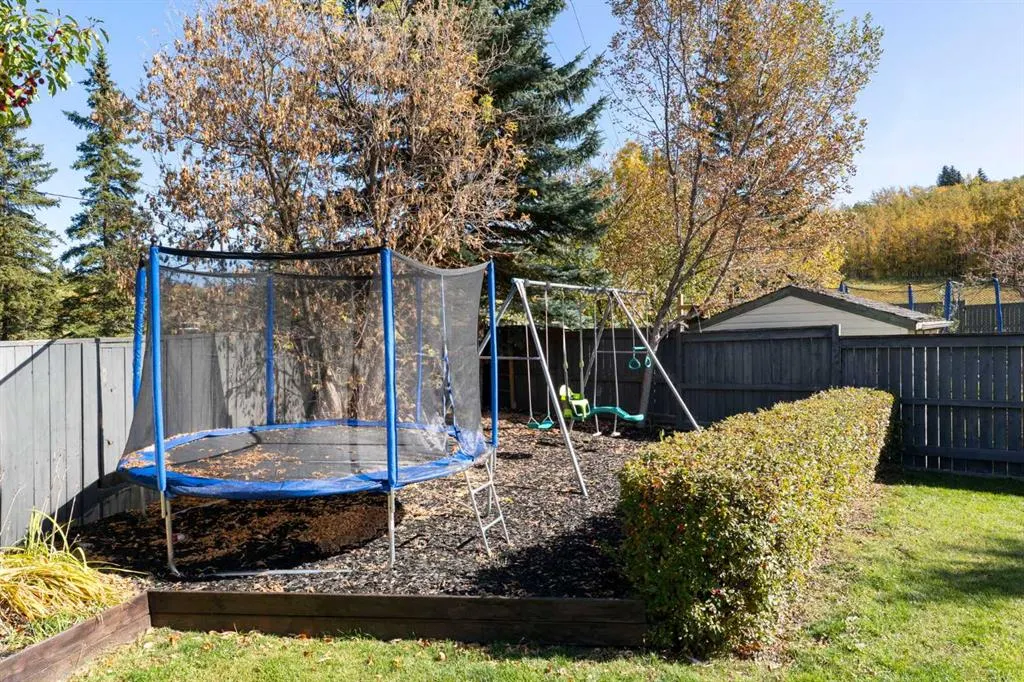 127 Edgewood Drive NW