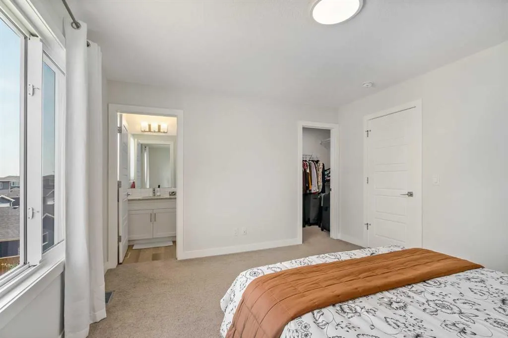 352 Chelsea Passage