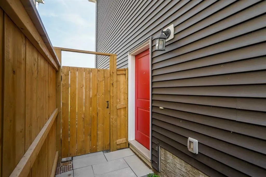 352 Chelsea Passage