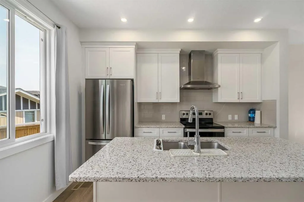 352 Chelsea Passage