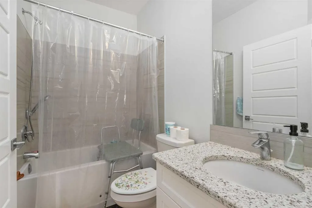 352 Chelsea Passage