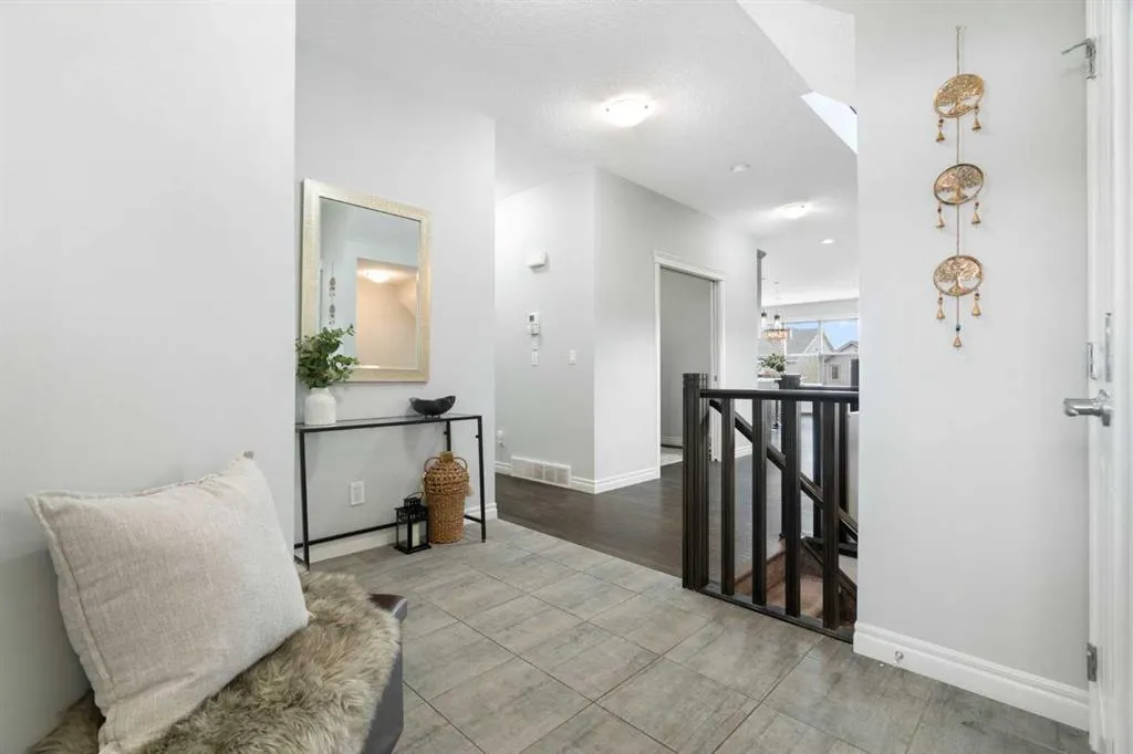 232 Nolancrest Heights NW