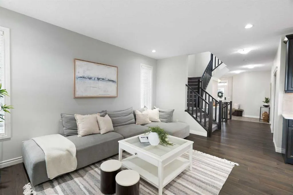 232 Nolancrest Heights NW
