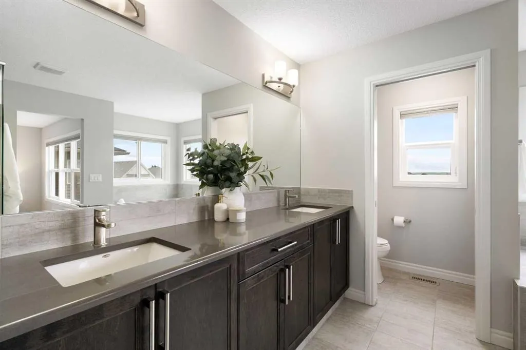 232 Nolancrest Heights NW