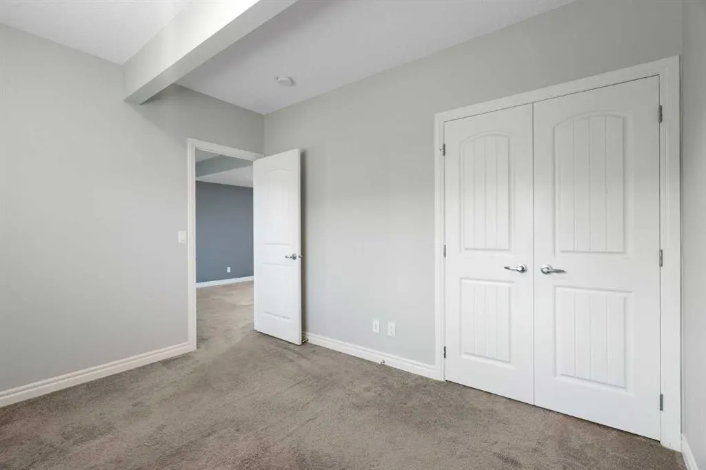 232 Nolancrest Heights NW