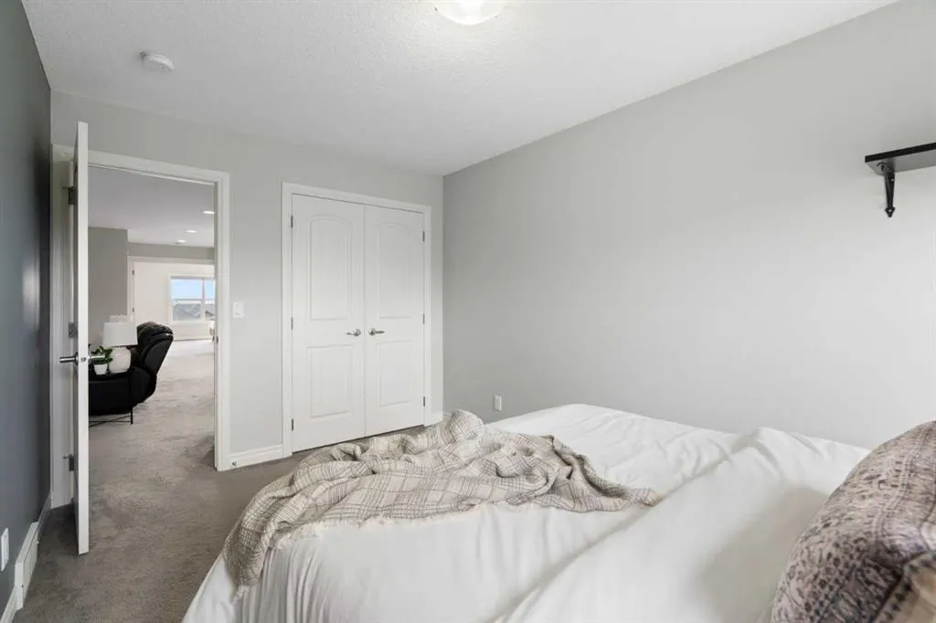 232 Nolancrest Heights NW