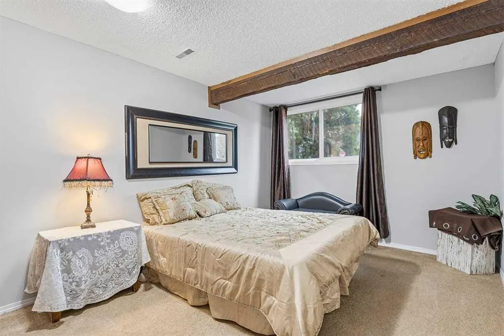 101 Pinemont Bay NE