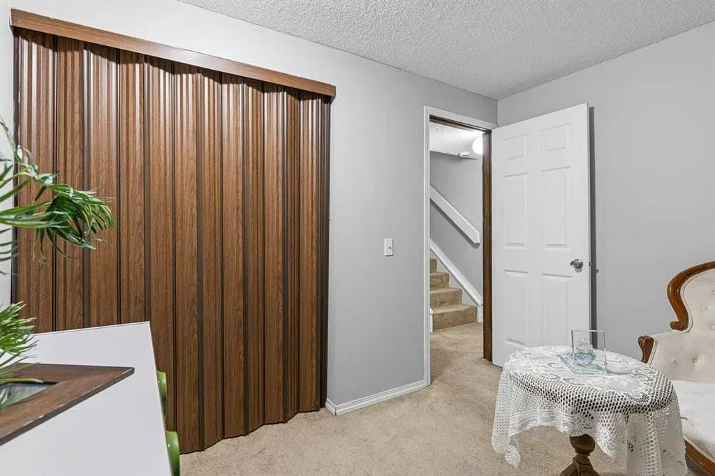 101 Pinemont Bay NE