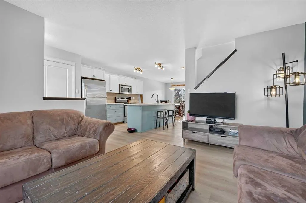 71 Keystone Terrace W
