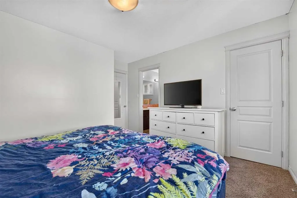 71 Keystone Terrace W