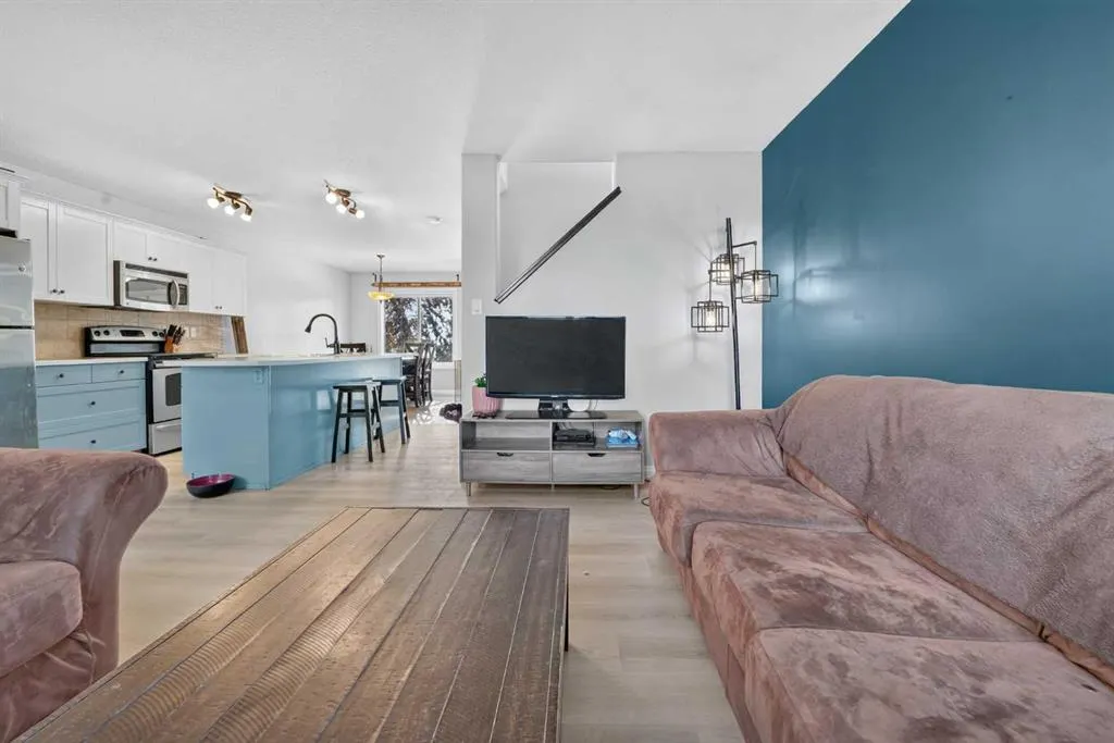 71 Keystone Terrace W