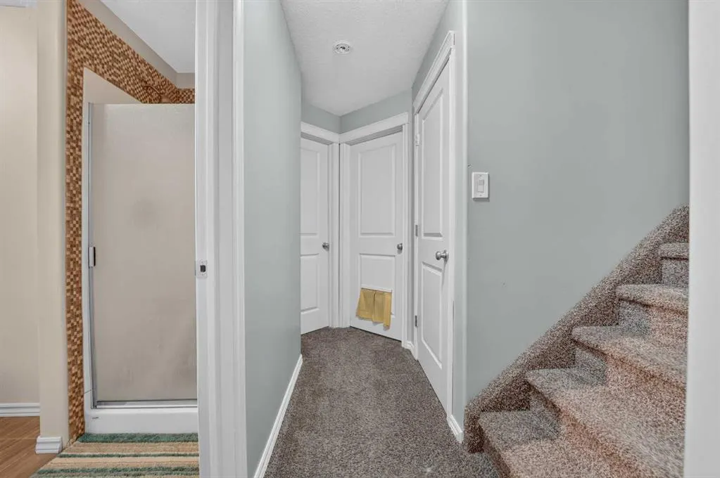 71 Keystone Terrace W
