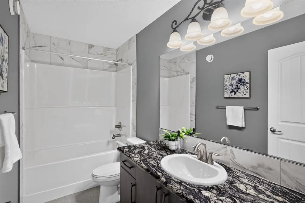 32 Legacy Cove SE