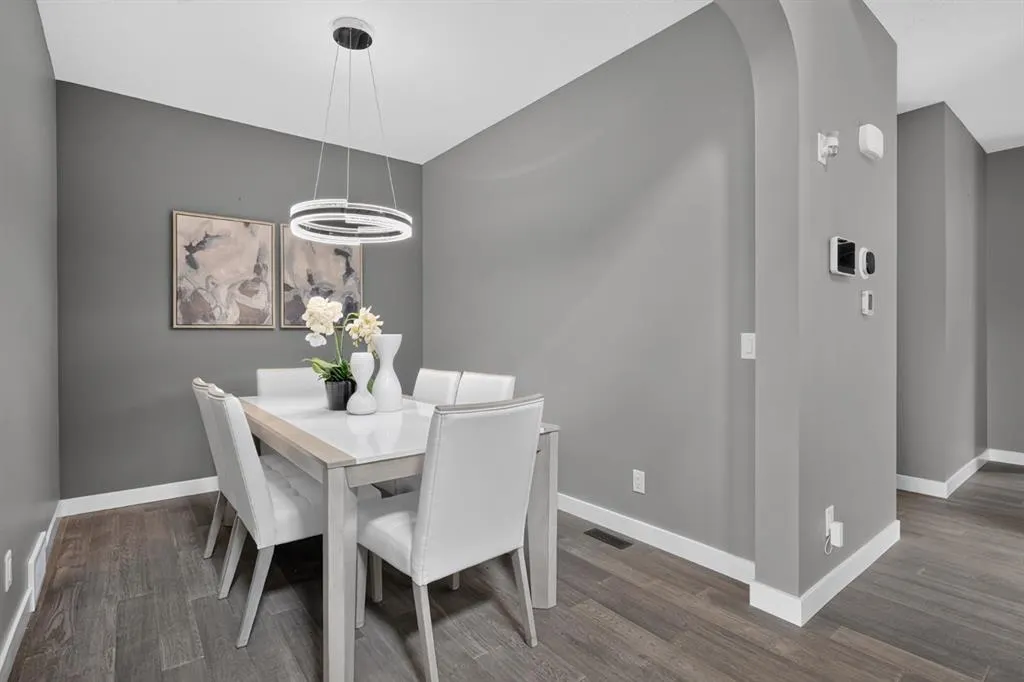 32 Legacy Cove SE