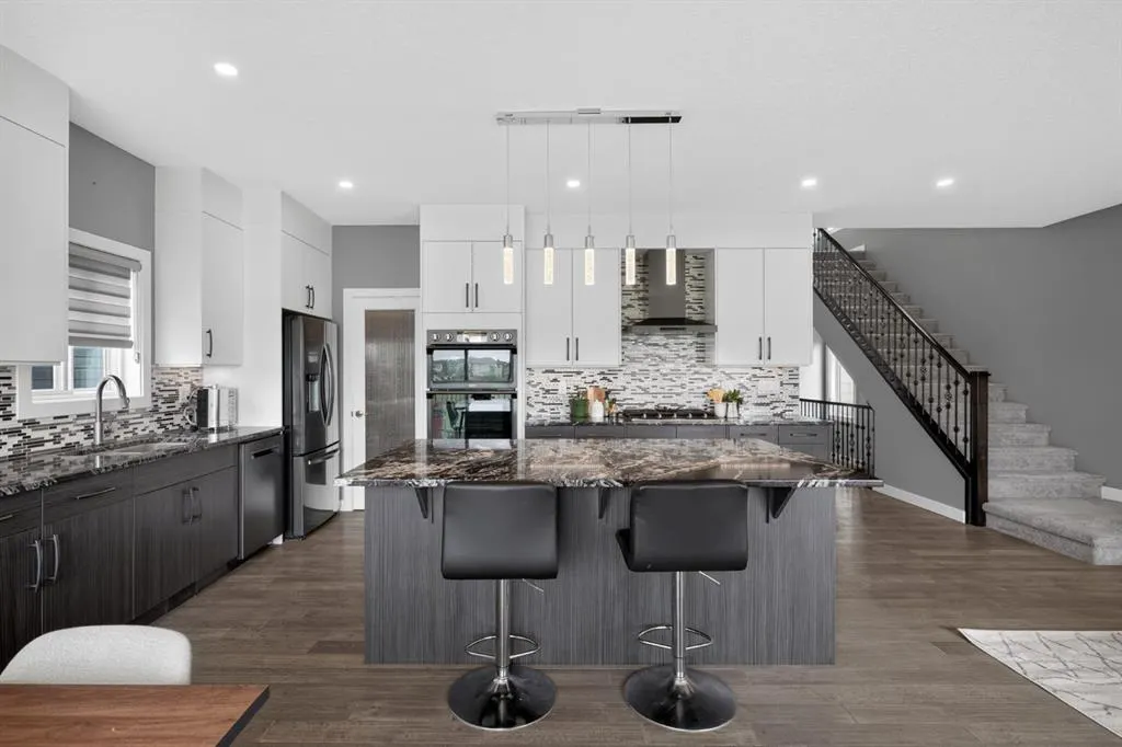 32 Legacy Cove SE