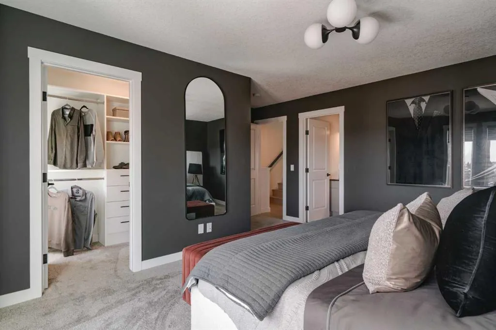 718 Sovereign Common SW