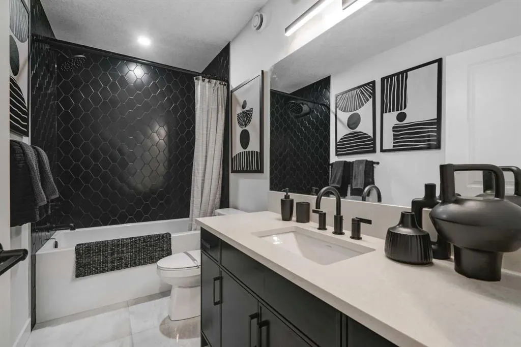 718 Sovereign Common SW