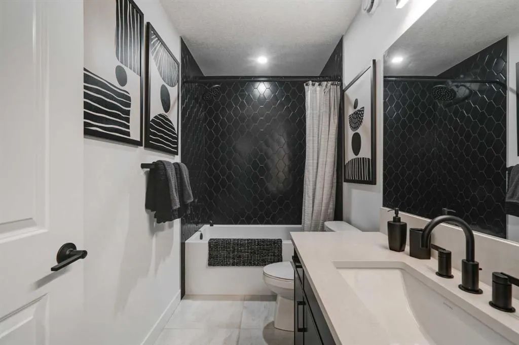 718 Sovereign Common SW