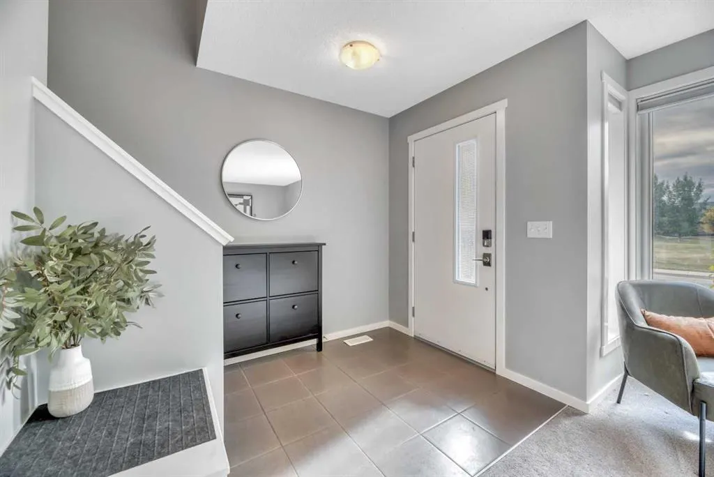 212 Walden Drive SE