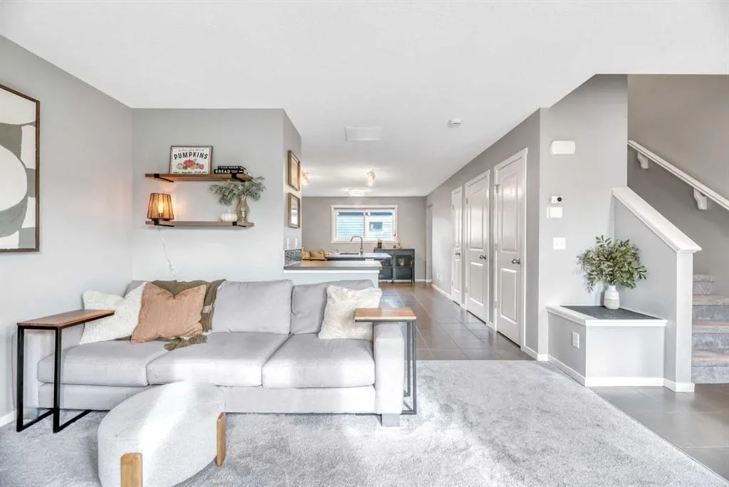 212 Walden Drive SE