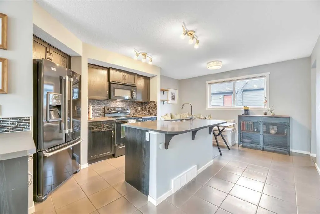 212 Walden Drive SE
