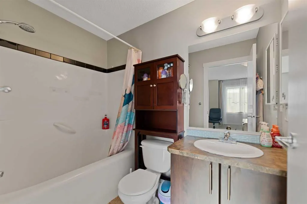 2445 Kingsland Road SE #209