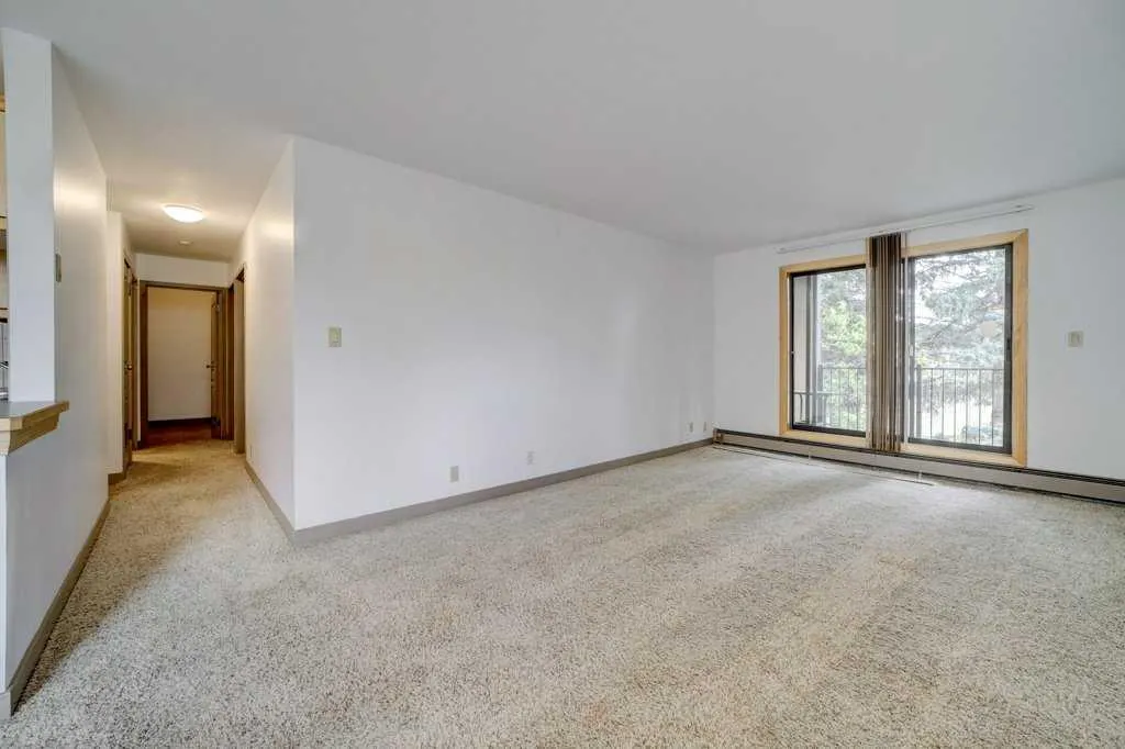 3440 23 Avenue S #7
